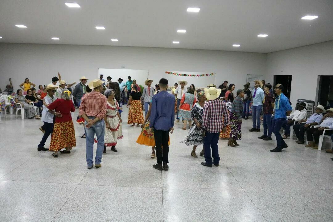Imagem de compartilhamento para o artigo Conviver promove animado Arraiá da Melhor Idade em Alcinópolis  da MS Todo dia